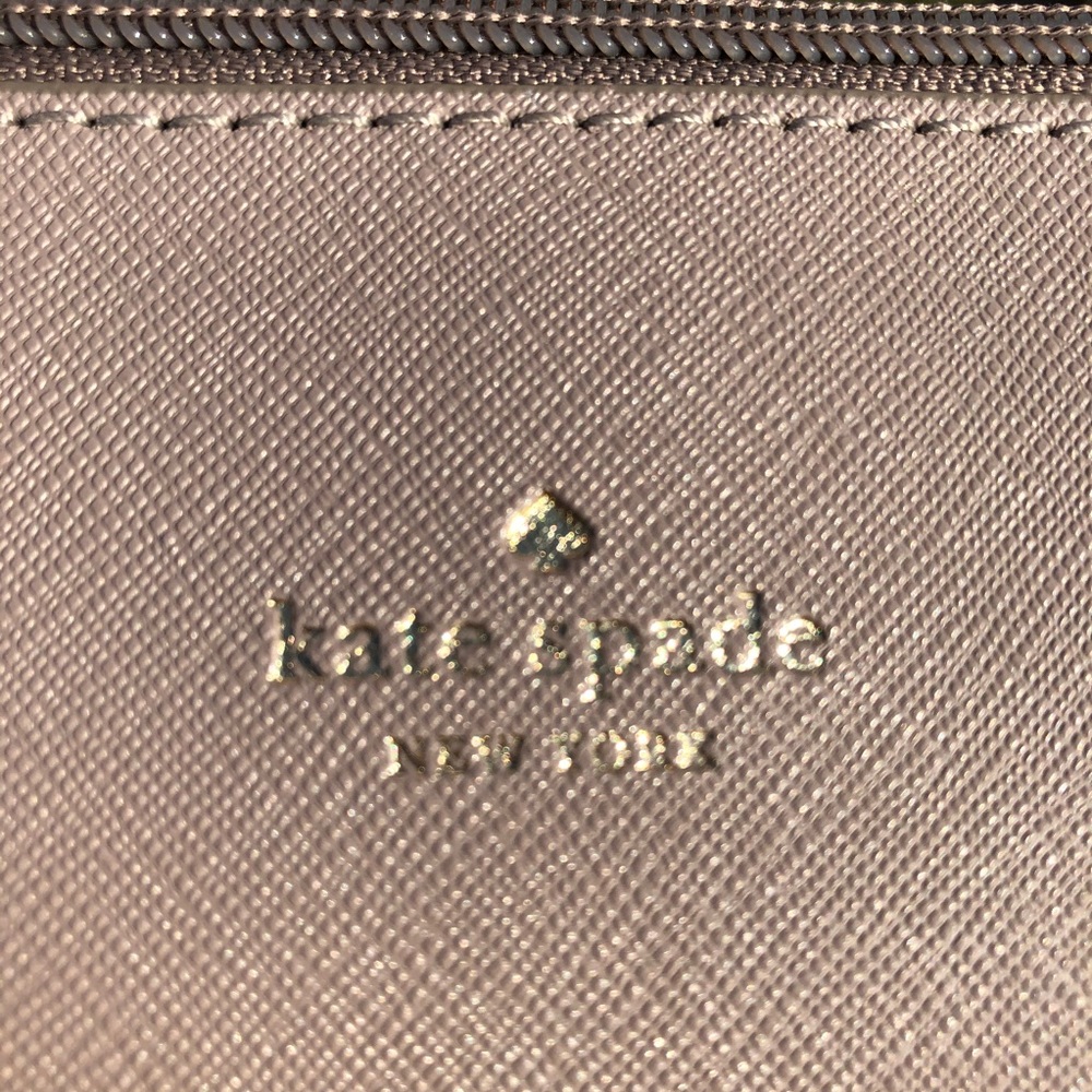 ✨HP✨ Kate Spade Penny Greta Court Cityscape Tote - Picture 9 of 16